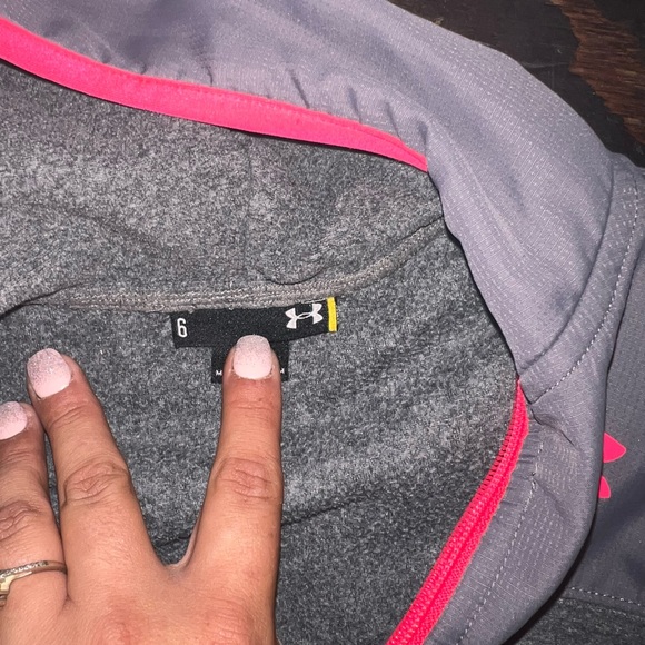 Sweatshirt - Picture 2 of 3